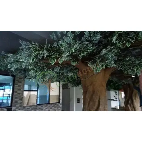 Forest-Themed-Tree