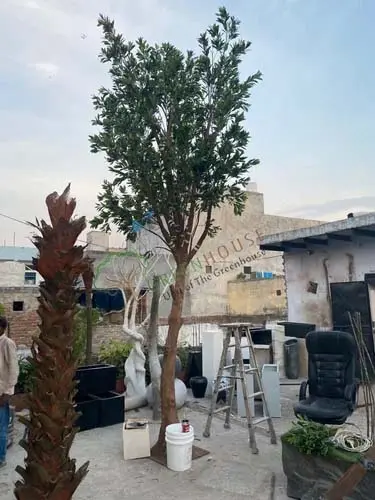 Fake-Artificial-Tree