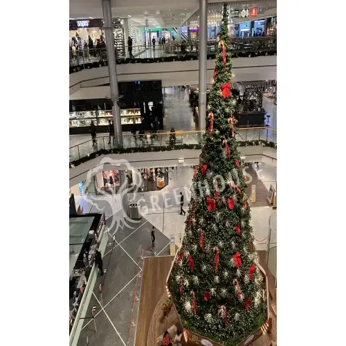 Artificial-christmas-tree