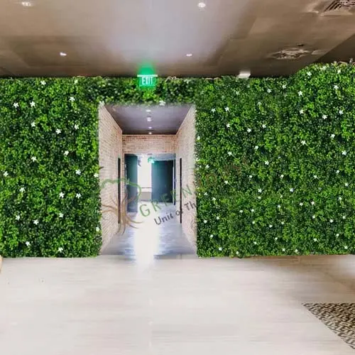 Greenwall-Artificial-1