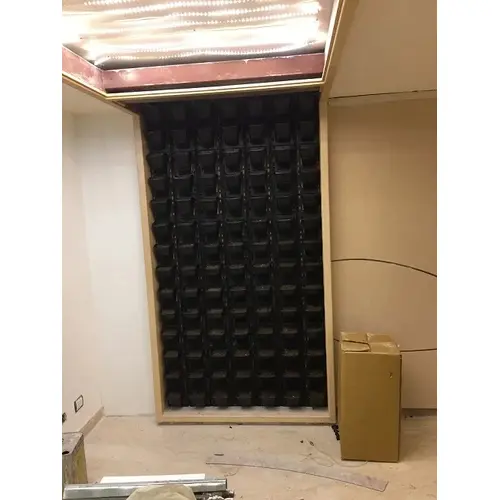 Greenwall-Artificial-1
