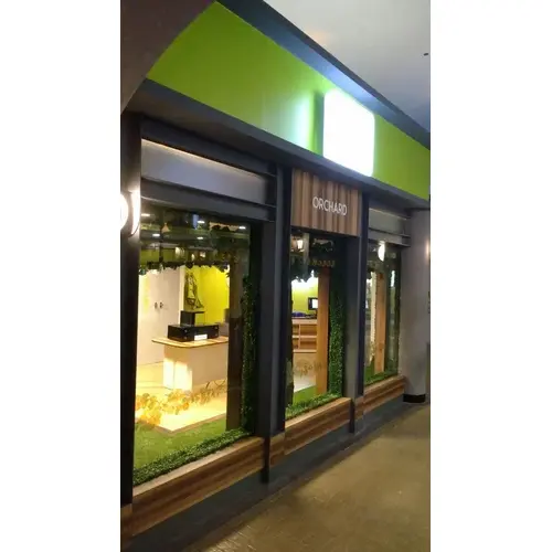 Greenwall-Artificial-1