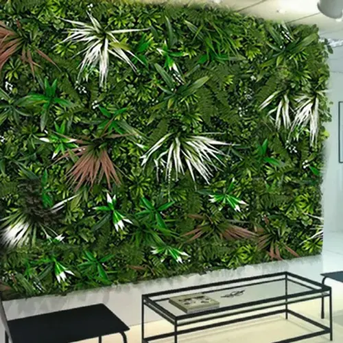 Greenwall-Artificial-1