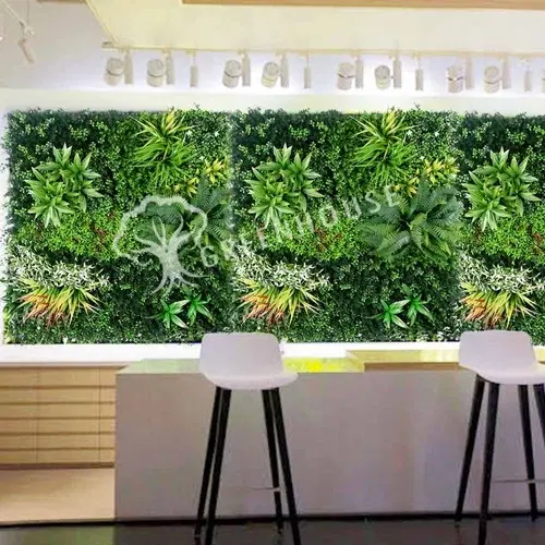 Greenwall-Artificial-1