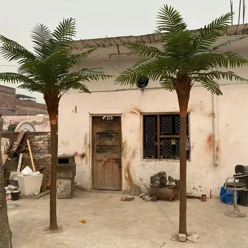 Gold-Metalic-Palm-Tree