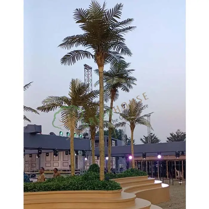 Gold-Metalic-Palm-Tree
